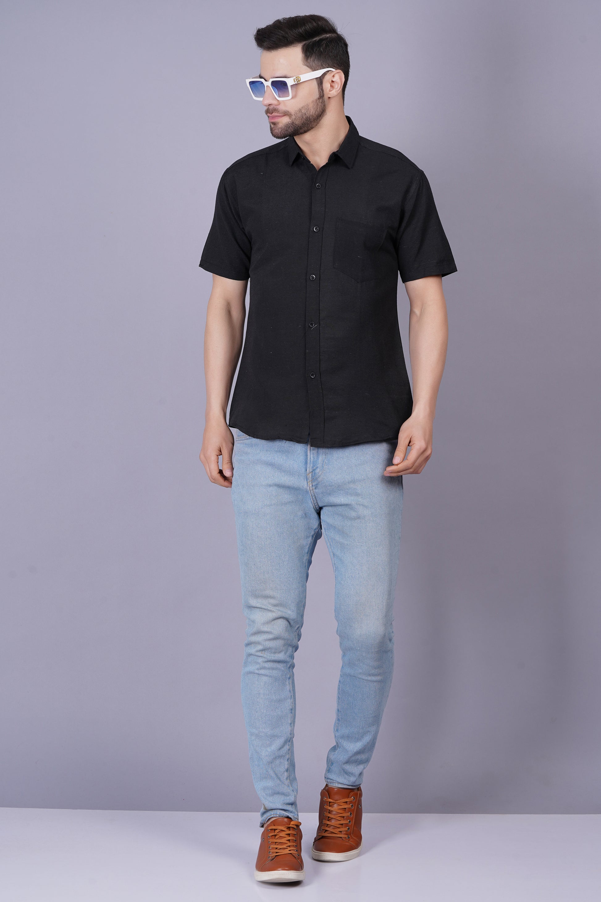 Black Solid Casual Slim Fit Shirt