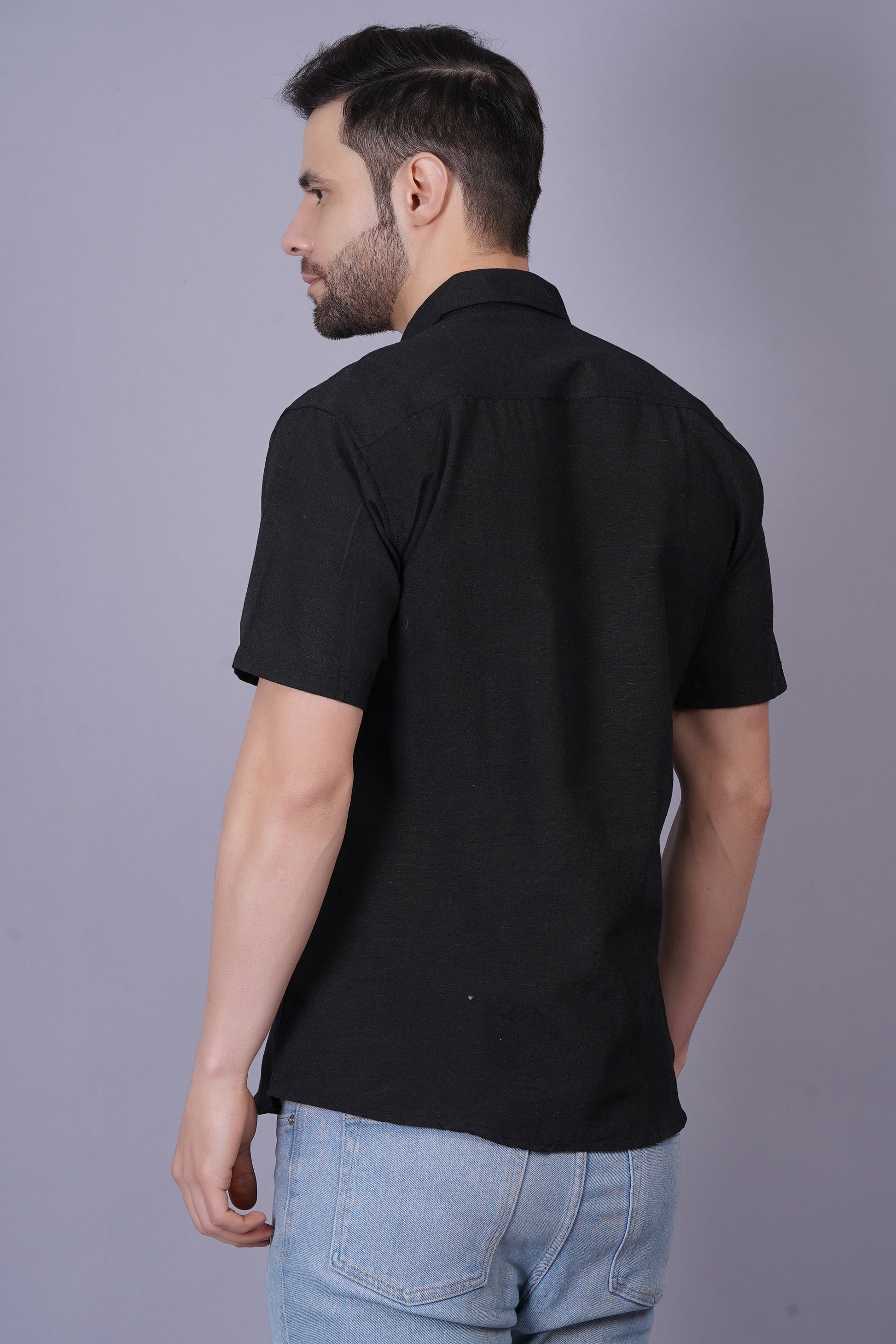 Black Solid Casual Slim Fit Shirt