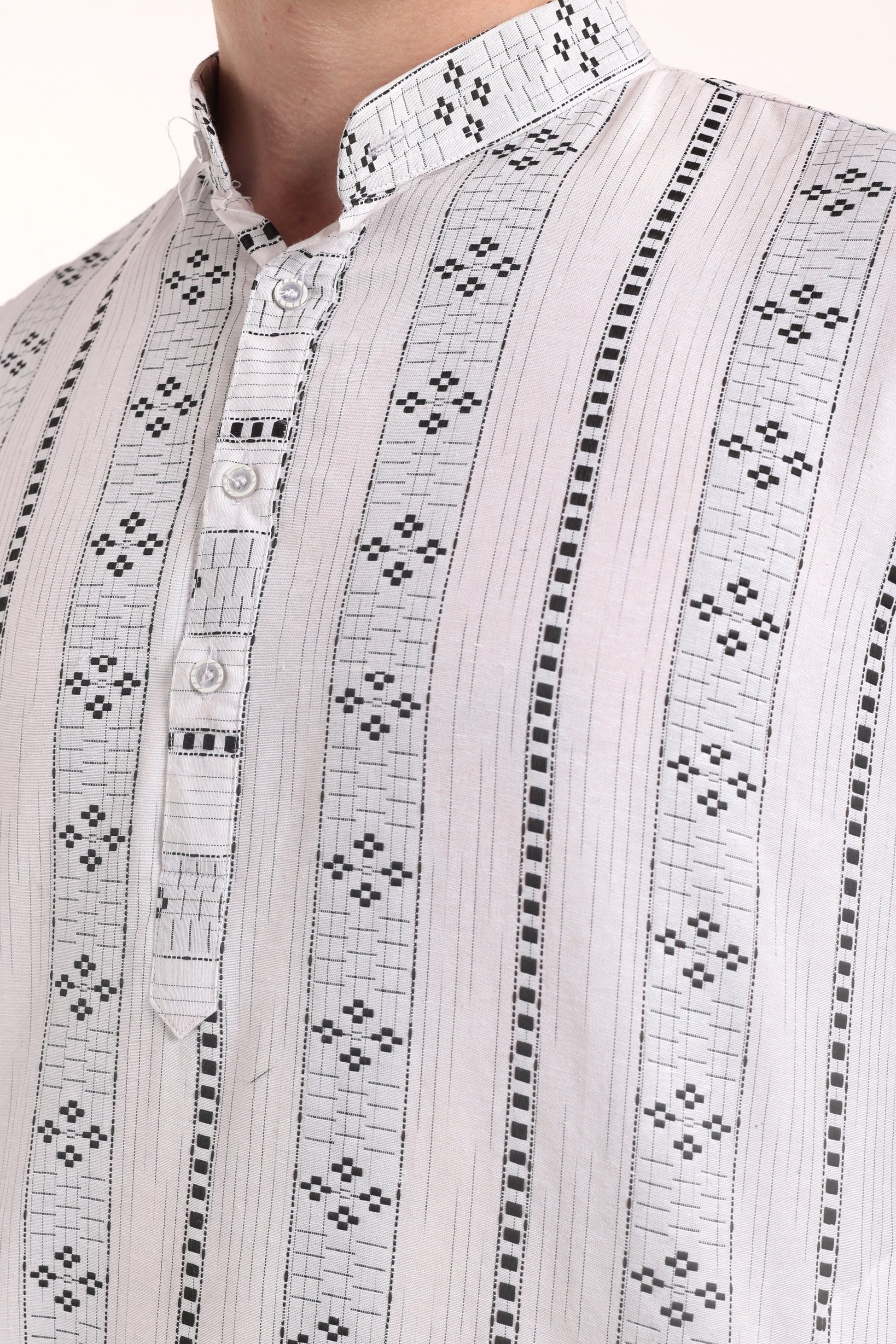 White Self Design Kurta Pyjama