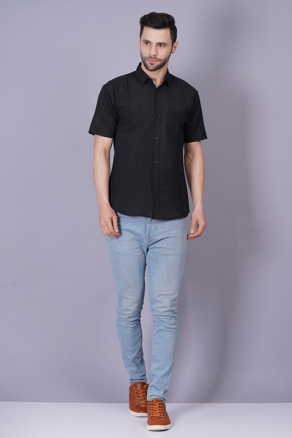 Black Solid Casual Slim Fit Shirt